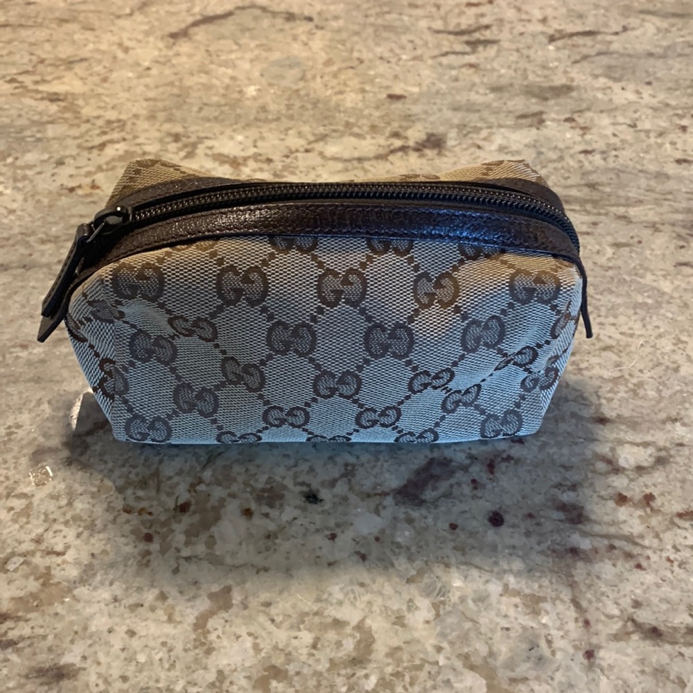 Gucci GG Canvas Pouch Tan/Brown Small